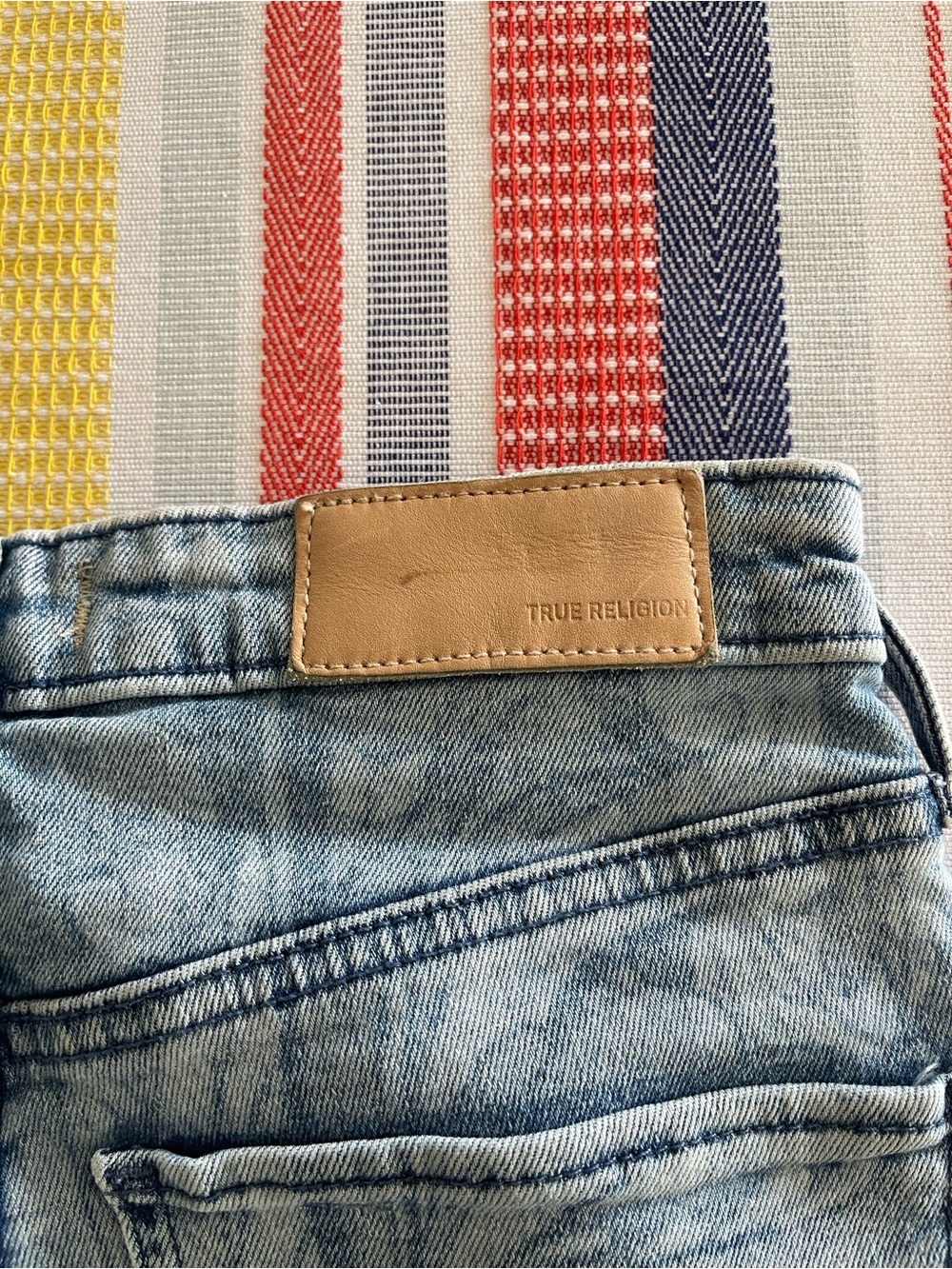 High-Rise Flared Jeans in Light Blue Paisley - Picture 3 of 10